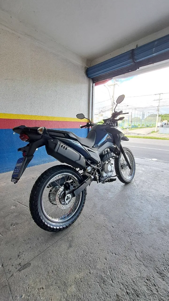HONDA BROS 160 CBS TRASEIRA DIREITA
